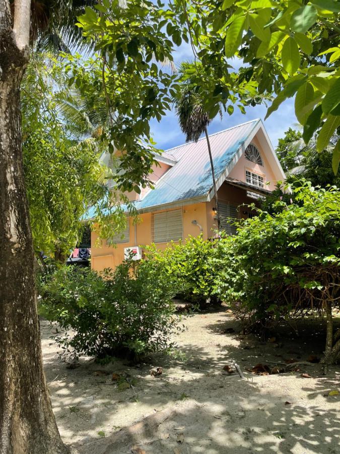 The Coral Casa Vila Caye Caulker Exterior foto
